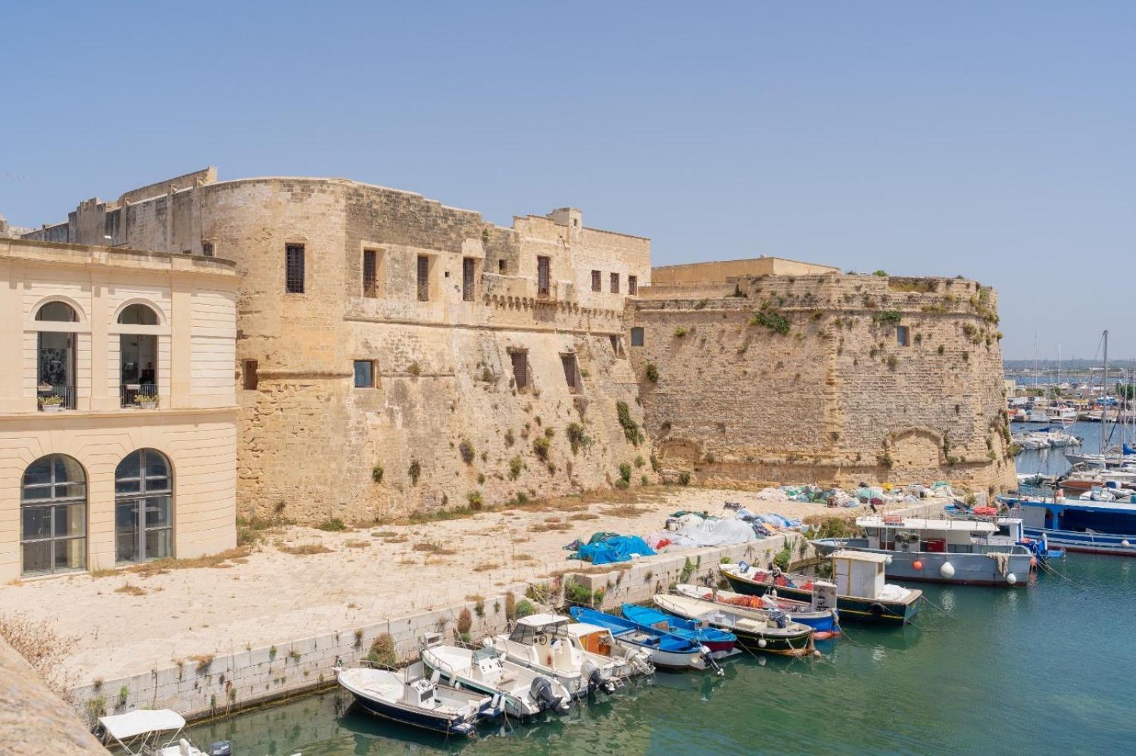 Romantic Suite Centro Storico Gallipoli Luaran gambar